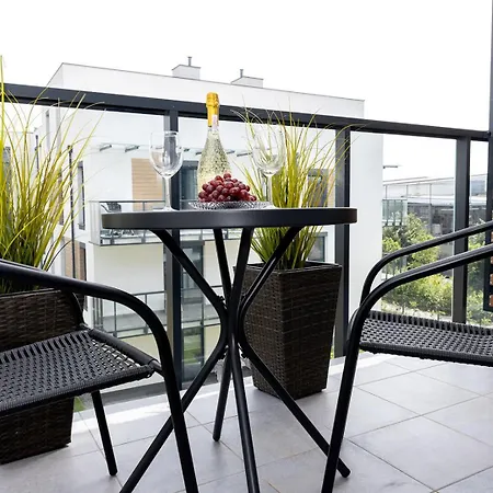 Luxus Apartament Luna דירה *