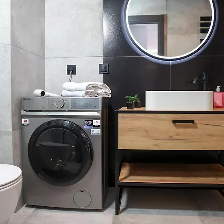Luxus Apartament Luna גדינייה