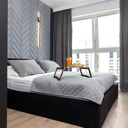 Luxus Apartament Luna גדינייה