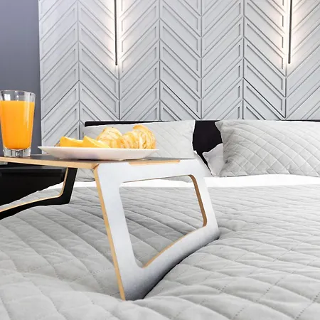 Luxus Apartament Luna * גדינייה
